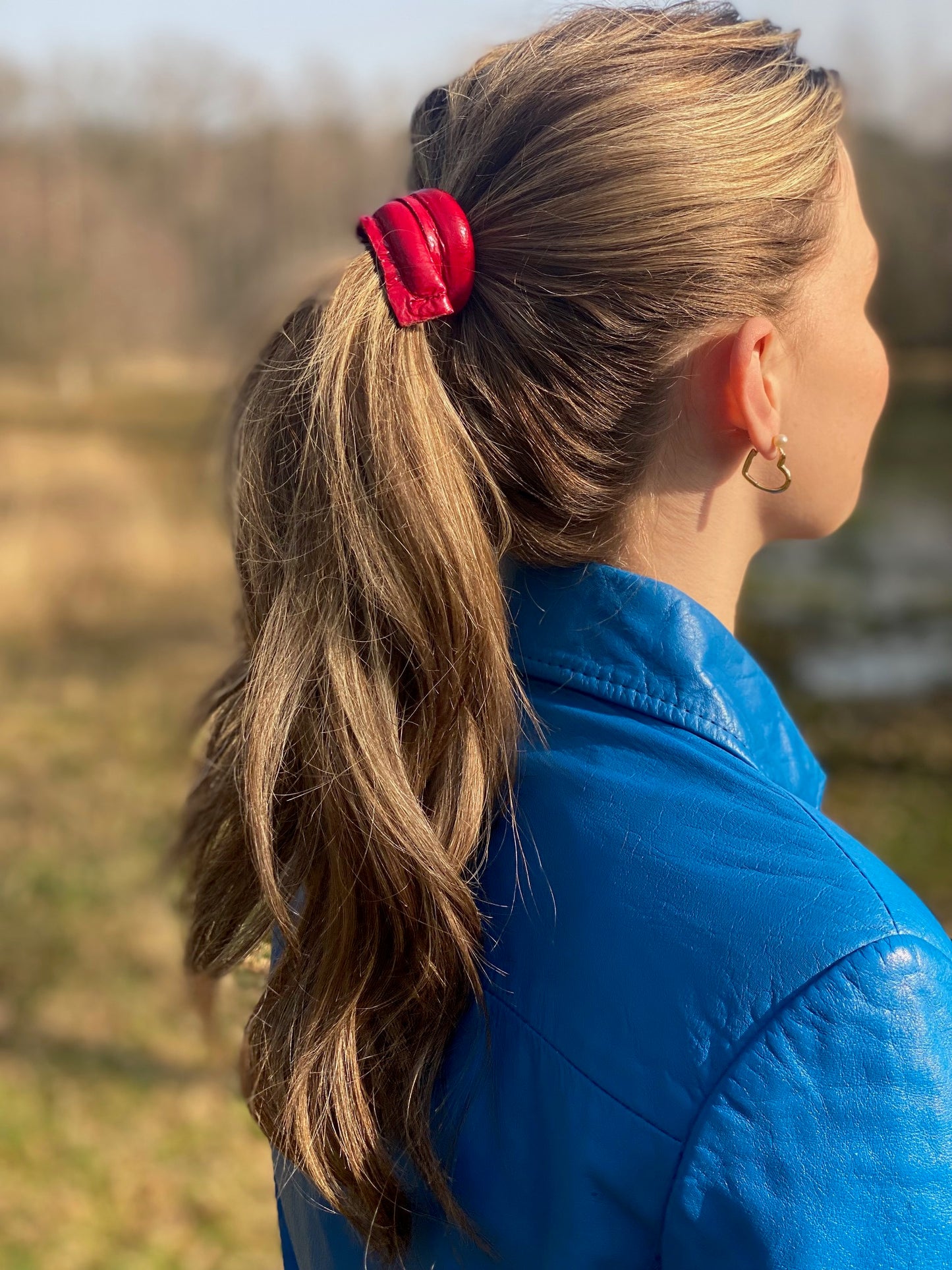 HAIRCLIP-LAQUER RED_SLINGHER