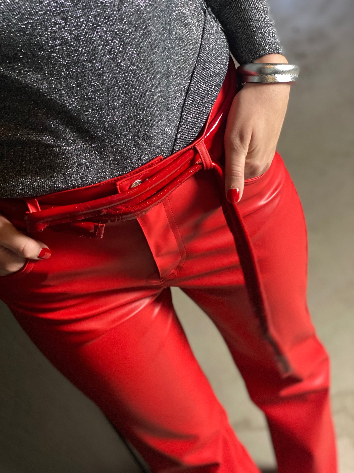Slingher-broek-riem-lakrood-su3